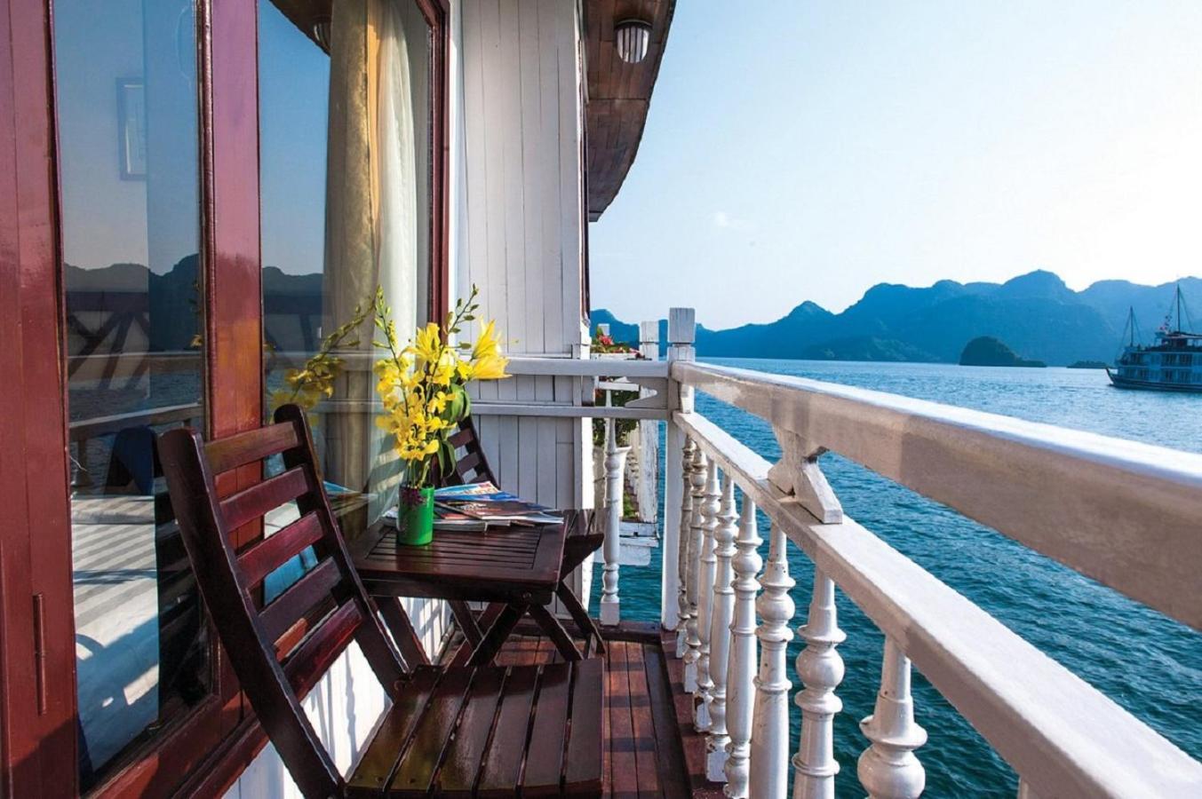 Royal Palace Cruise Ha Long Exterior photo